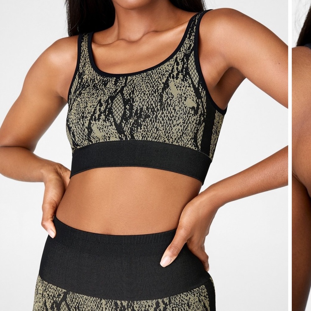 Fabletics Sports Bra